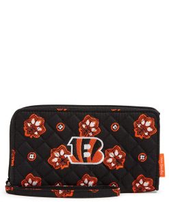 NFL RFID Front Zip Wristlet